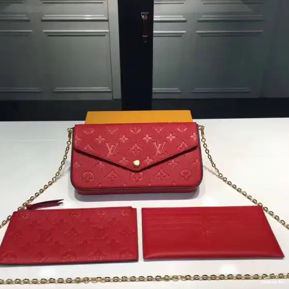 POCHETTE Vuitton FÉLICIE Louis 0626
